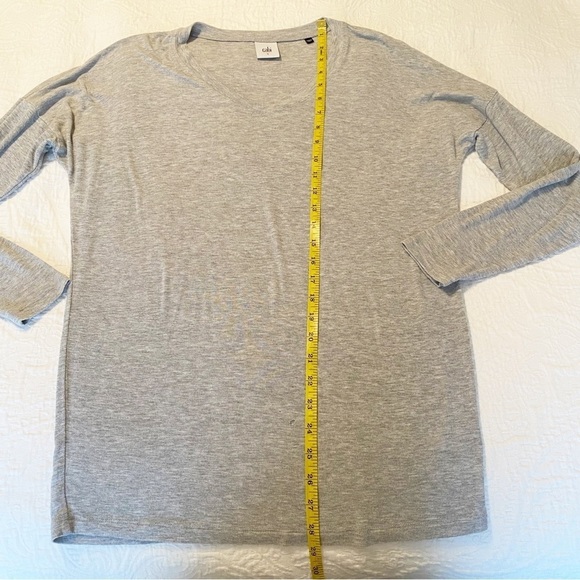 CAbi Serenity V Neck Oversized Gray Top #3052 - Small - Picture 11 of 12